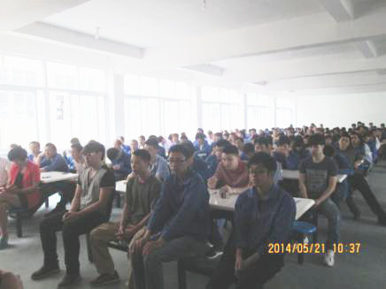 2014年6月19日，紀(jì)龍電器管理升級(jí)誓師大會(huì)召開