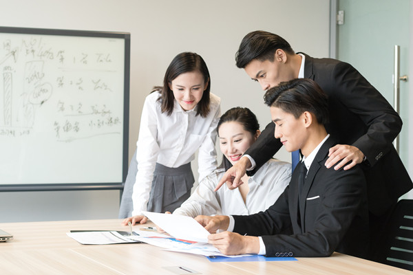 人才梯隊(duì)建設(shè)：培養(yǎng)儲備，確保企業(yè)持續(xù)發(fā)展