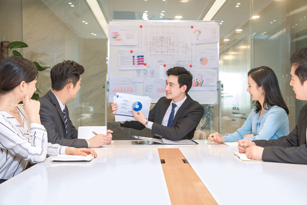 績效管理的最佳實踐：理論、研究與實踐的結合