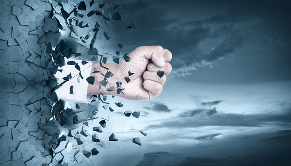 跨越鴻溝：如何運(yùn)用變革管理應(yīng)對(duì)企業(yè)挑戰(zhàn)？