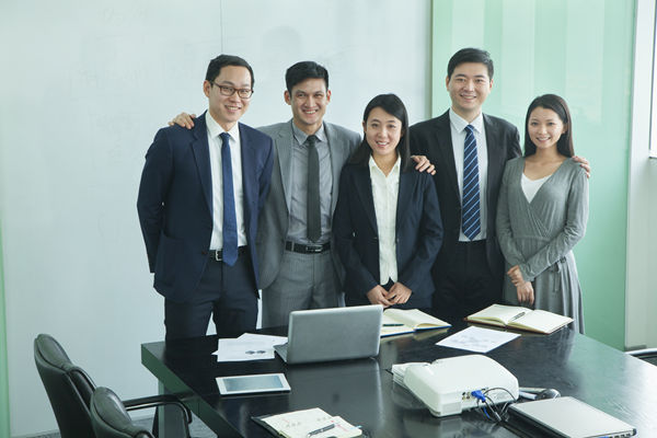 多元化團(tuán)隊(duì)的績效管理：適應(yīng)多元化環(huán)境，促進(jìn)團(tuán)隊(duì)和諧