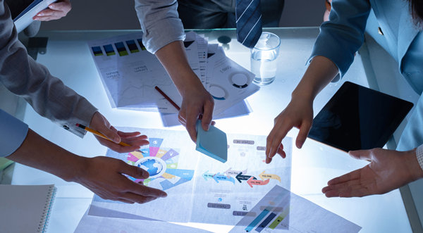 績效考核與反饋：及時反饋，指導改進