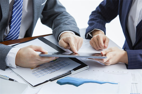 精準(zhǔn)選人，高效育人：人力資源管理新策略