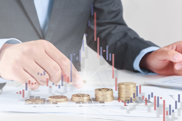 薪酬與市場(chǎng)接軌：保持競(jìng)爭(zhēng)力，吸引優(yōu)秀人才