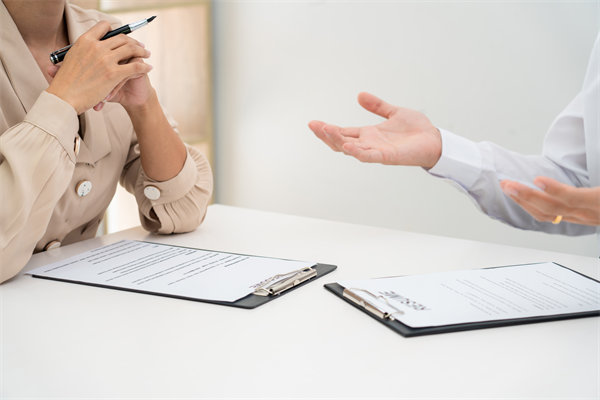 優(yōu)化人力資源配置，推動(dòng)企業(yè)持續(xù)發(fā)展與變革