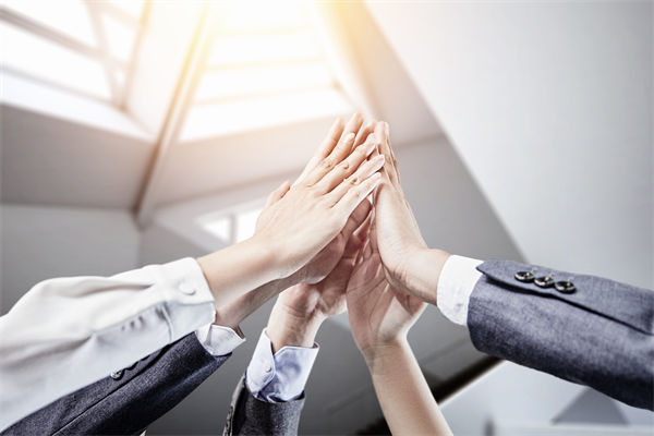 深化企業(yè)管理協(xié)同，強(qiáng)化團(tuán)隊(duì)協(xié)作，共筑企業(yè)輝煌