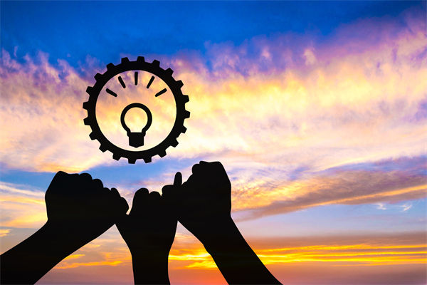 戰(zhàn)略咨詢創(chuàng)新驅動，激發(fā)企業(yè)活力，鑄就長青基石