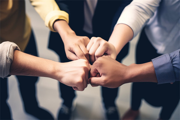 協(xié)同內(nèi)外力量，執(zhí)行經(jīng)營(yíng)計(jì)劃，共創(chuàng)企業(yè)美好明天