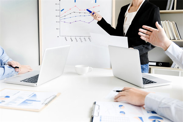 如何設(shè)計(jì)科學(xué)的薪酬績效以激勵(lì)員工持續(xù)高效工作？