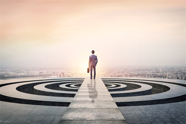 智能制造時(shí)代，企業(yè)如何培養(yǎng)跨界融合的復(fù)合型人才？