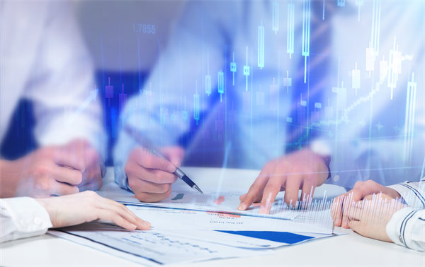 如何在快速變化的市場(chǎng)中精準(zhǔn)定位企業(yè)戰(zhàn)略方向？