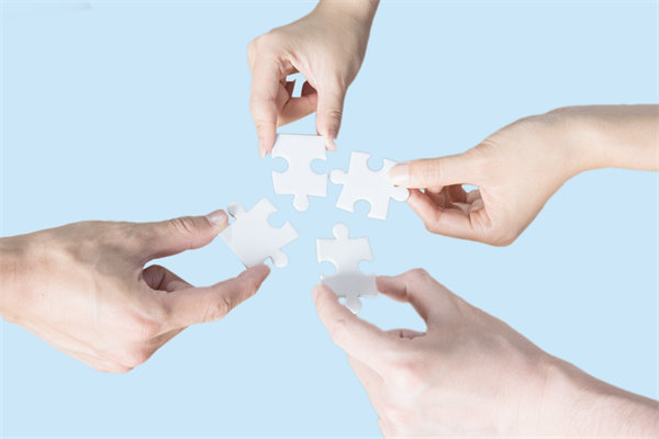 年度經(jīng)營策略調(diào)整：如何根據(jù)市場趨勢靈活應(yīng)變？