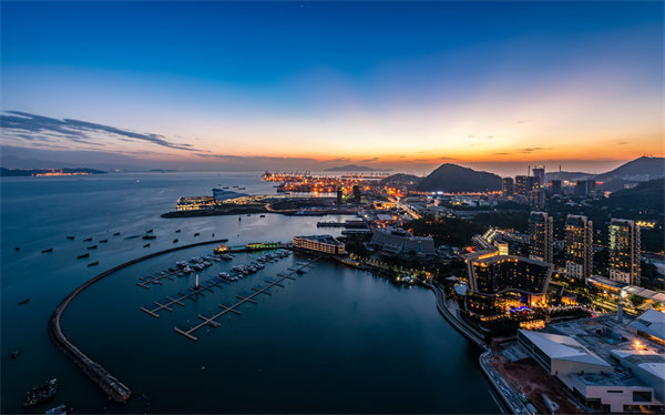 深圳管理咨詢精準(zhǔn)定位企業(yè)痛點(diǎn)，實(shí)現(xiàn)高效轉(zhuǎn)型！