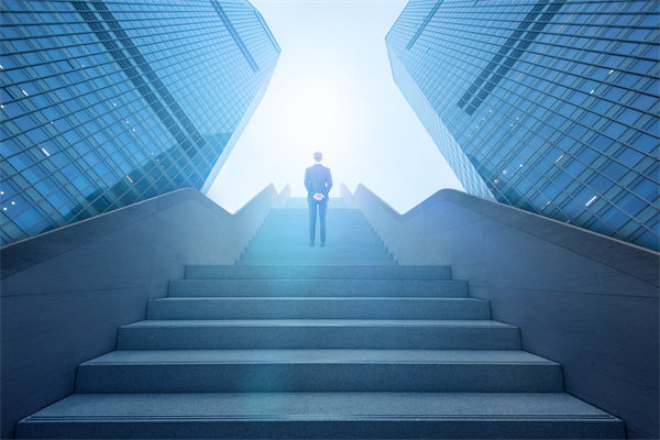 如何平衡新老員工薪酬差異，促進(jìn)團(tuán)隊(duì)和諧與效率？