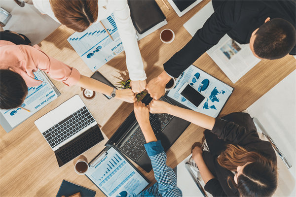 如何構(gòu)建核心競爭力以實現(xiàn)可持續(xù)發(fā)展戰(zhàn)略？