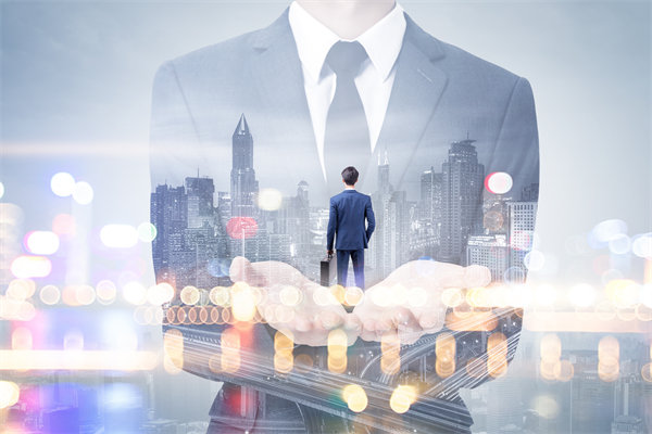 集團(tuán)管控如何平衡創(chuàng)新與穩(wěn)定，推動(dòng)可持續(xù)發(fā)展？