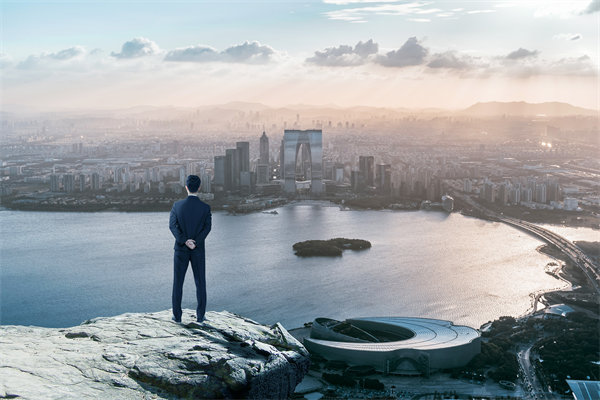 長期激勵與短期薪酬如何平衡，吸引并留住關(guān)鍵人才？