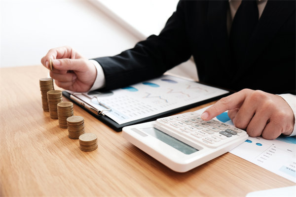 國際化企業(yè)如何跨地域制定公平合理的薪酬標(biāo)準(zhǔn)？