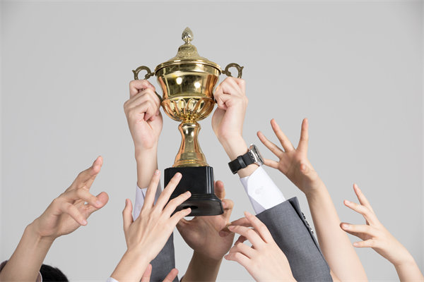 績(jī)效結(jié)果如何公正分配激勵(lì)資源，激發(fā)員工積極性？