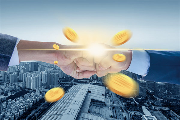 在薪酬體系構建時，如何確保公平性，同時滿足員工期望？