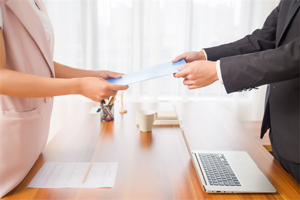 招聘過程中，如何平衡能力與潛力，篩選最佳候選人？