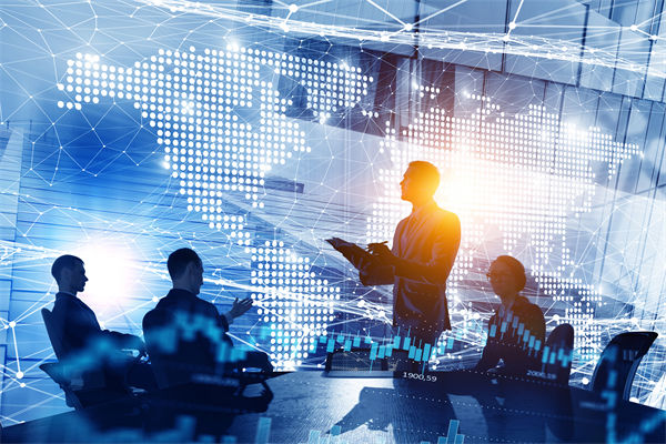 面對(duì)市場(chǎng)快速變化，組織規(guī)劃如何保持靈活性與前瞻性？