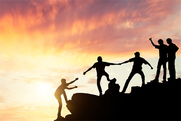 如何通過組織規(guī)劃，提升團隊工作效率與協作能力？