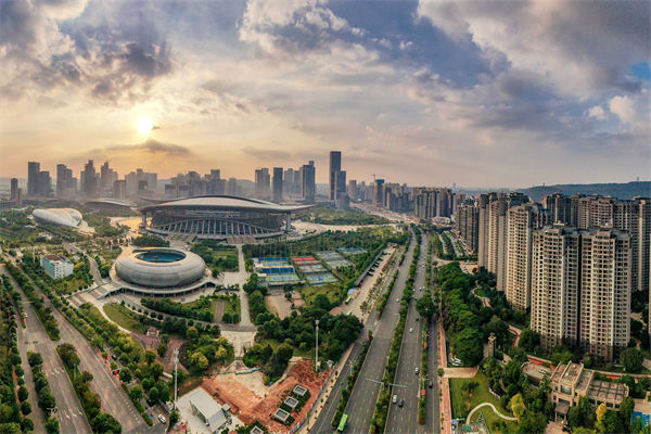 南昌集團(tuán)管控咨詢(xún)公司如何強(qiáng)化集團(tuán)集權(quán)與分權(quán)平衡？