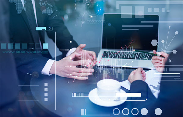 品牌戰(zhàn)略管理中，如何有效應(yīng)對(duì)市場(chǎng)變化與消費(fèi)者需求？