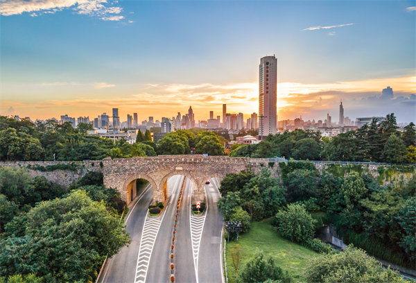 南京集團管控咨詢公司如何優(yōu)化集團管理架構(gòu)？