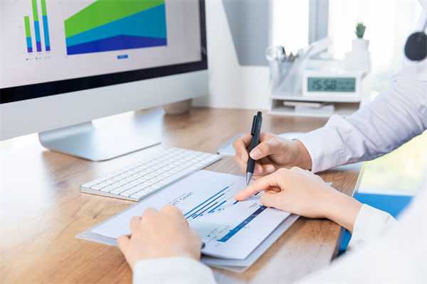 信息不對稱問題下，集團如何加強內(nèi)部管控透明度？