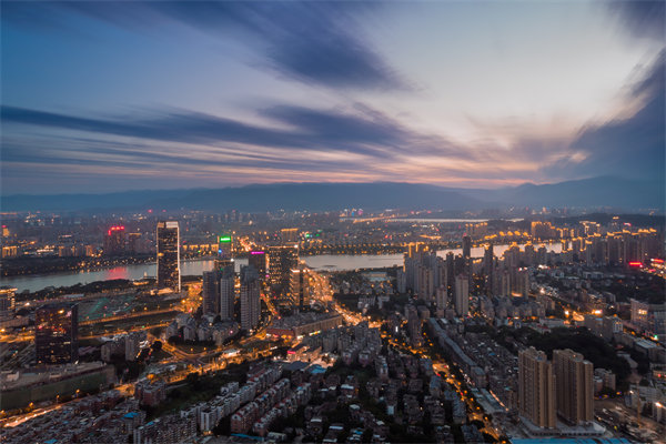 企業(yè)如何借助福州咨詢公司優(yōu)化組織運作流程與效能？