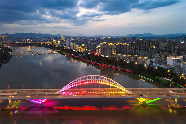 贛州大型企業(yè)如何通過集團(tuán)管控咨詢公司優(yōu)化資源配置？