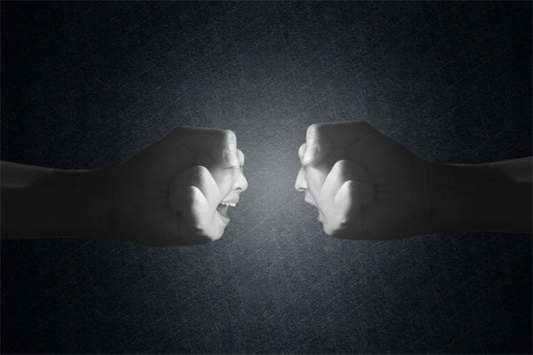 內(nèi)部矛盾重重，管理咨詢?nèi)绾沃χ亟ê椭C高效組織？