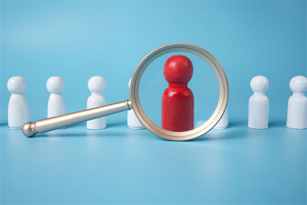招聘效率低下，人力資源管理如何優(yōu)化流程精準(zhǔn)引才？