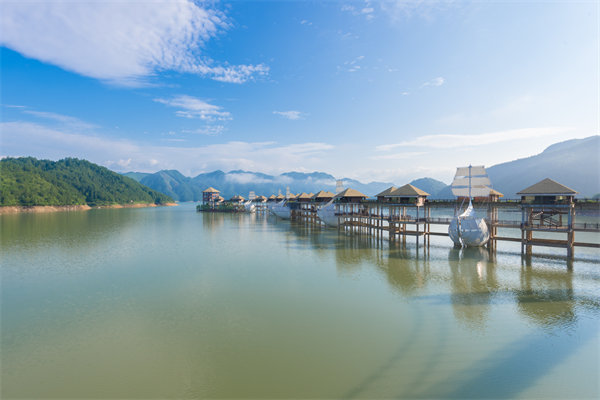 麗水戰(zhàn)略咨詢公司如何為企業(yè)量身定制破局發(fā)展戰(zhàn)略？