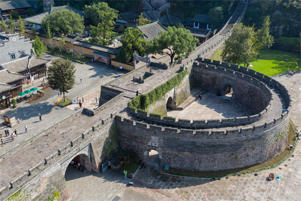 臺州精益生產(chǎn)咨詢公司怎樣幫企業(yè)降低生產(chǎn)成本、提升效益？