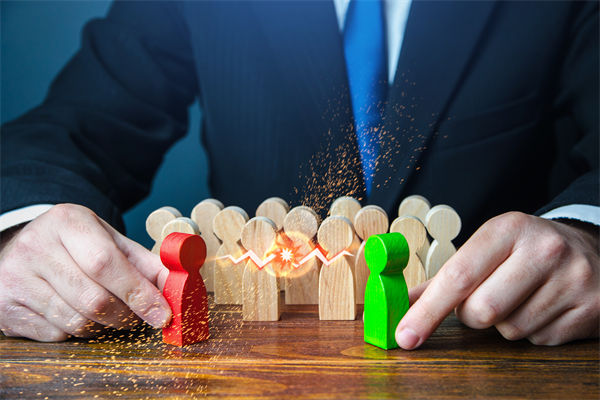 新老業(yè)務(wù)沖突不斷，企業(yè)戰(zhàn)略管理如何平衡布局？