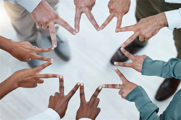 特朗普政府禁止哈佛大學招收國際生，企業(yè)文化怎么看？