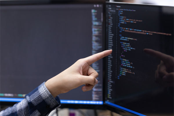 數(shù)據(jù)泛濫成災(zāi)難利用？企業(yè)數(shù)字化轉(zhuǎn)型如何打通任督二脈？