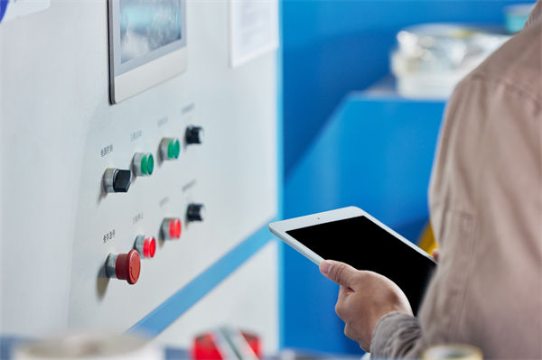 員工抵觸流程變革，數(shù)字化管理轉(zhuǎn)型如何真正落地？