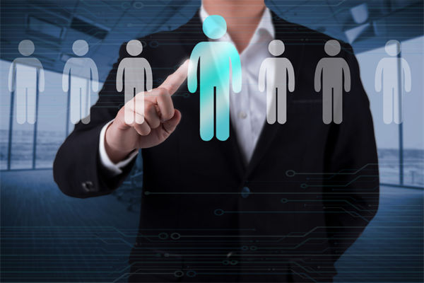 中紀(jì)委：公職人員禁止干6類副業(yè)，人力資源怎么看？