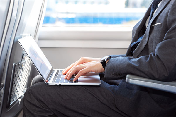 高鐵站下架泡面不如站臺(tái)禁吸煙，組織規(guī)劃管理啟示