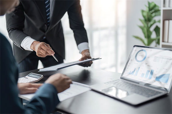 戰(zhàn)略咨詢公司，如何助力企業(yè)設(shè)計(jì)并落地商業(yè)模式？